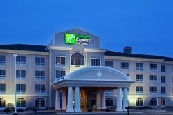 - Holiday Inn Express & Suites Loves Park - I-39 & I-90, Exit 12