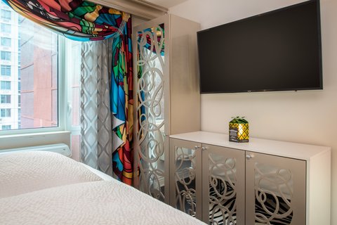 SPNYCelebrity King Bed Armour