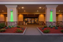 - Holiday Inn & Suites Peabody - I-95, Exit 63