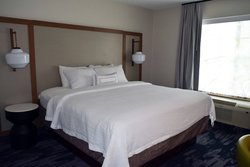  - Fairfield Inn & Suites by Marriott Austintown - I-80, Exit 223