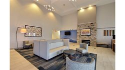  - Holiday Inn Express Airport Milwaukee - I-41 & I-94, Exit 319