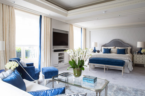 FOUR SEASONS HOTEL GEORGE V PARIS - Photo 18