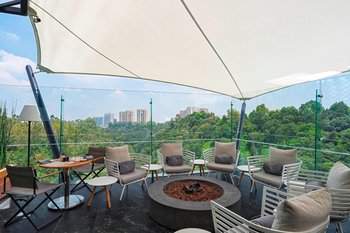 Market Kitchen Terrace Fire Pit