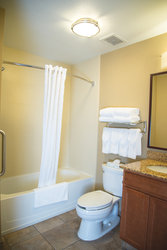  - Candlewood Suites Loveland - I-25, Exit 259