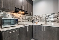  - Scottish Inn & Suites Katy - I-10, Exit 743 & 743A