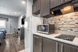  - Scottish Inn & Suites Katy - I-10, Exit 743 & 743A