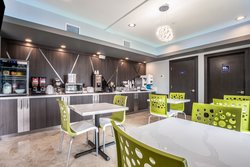  - Scottish Inn & Suites Katy - I-10, Exit 743 & 743A