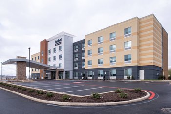 Fairfield Inn & Suites by Marriott