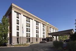  - Holiday Inn Express Lawrence - I-495, Exit 100A