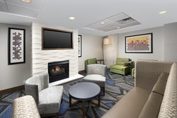  - Holiday Inn Express Lawrence - I-495, Exit 100A