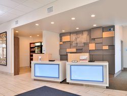  - Holiday Inn Express & Suites Island Lake Brighton