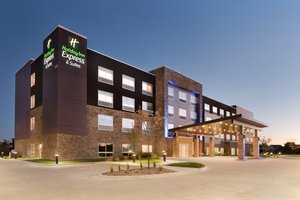 Holiday Inn Express & Suites West Des Moines, IA - See Discounts