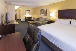  - Holiday Inn Express & Suites St Joseph