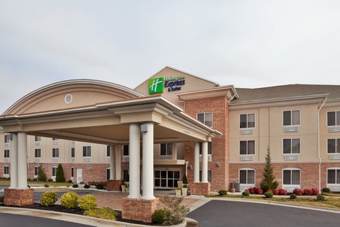 Welcome to our hotel near Furnitureland South.