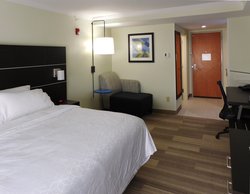  - Holiday Inn Express Coventry - I-95, Exit 21
