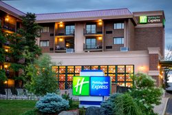  - Holiday Inn Express Rolling Meadows