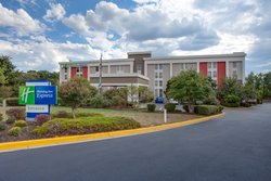  - Holiday Inn Express Camp Springs - I-95 & I-495, Exit 7