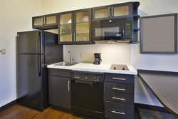  - Candlewood Suites Westover - I-79, Exit 155