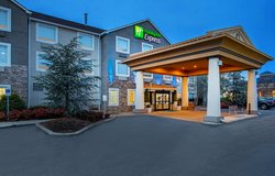  - Holiday Inn Express & Suites Alcoa