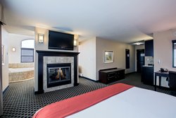  - Holiday Inn Express & Suites East Green Bay