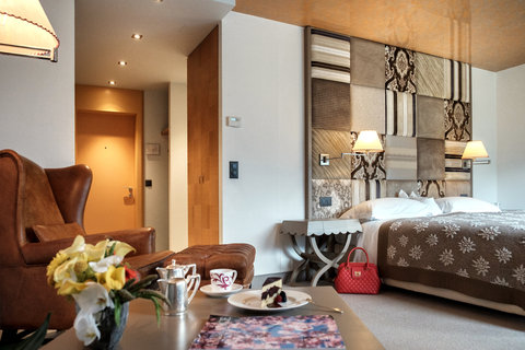 TSCHUGGEN GRAND HOTEL - Photo 27