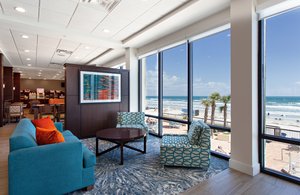 shores daytona beach inn express holiday