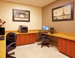  - Holiday Inn & Suites Maumee - I-80 & I-90, Exit 59