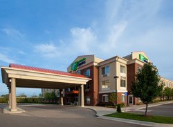  - Holiday Inn Express & Suites Northville - I-96 & I-275, Exit 167