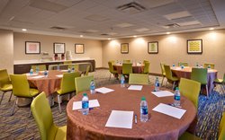  - Holiday Inn Express & Suites East El Paso - I-10, Exit 32