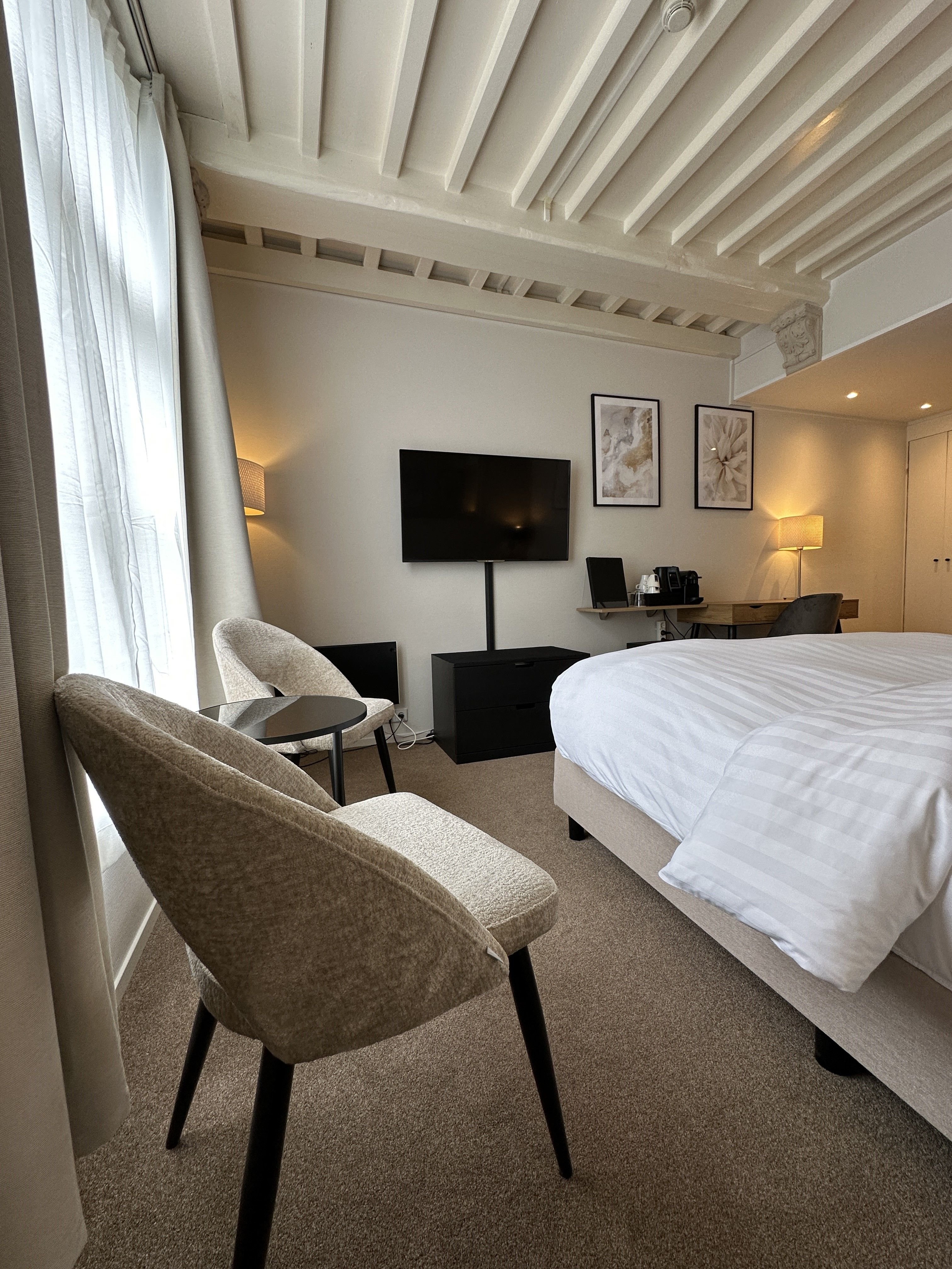 HOTEL GRAND CANAL-guestroom-Superior Double Room.jpg