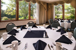  - Ruby River Hotel Spokane - I-90, Exit 281