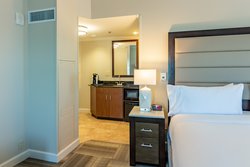  - Holiday Inn Express Historic District Savannah - I-16, Exit 167