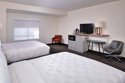  - Holiday Inn & Suites Farmington Hills