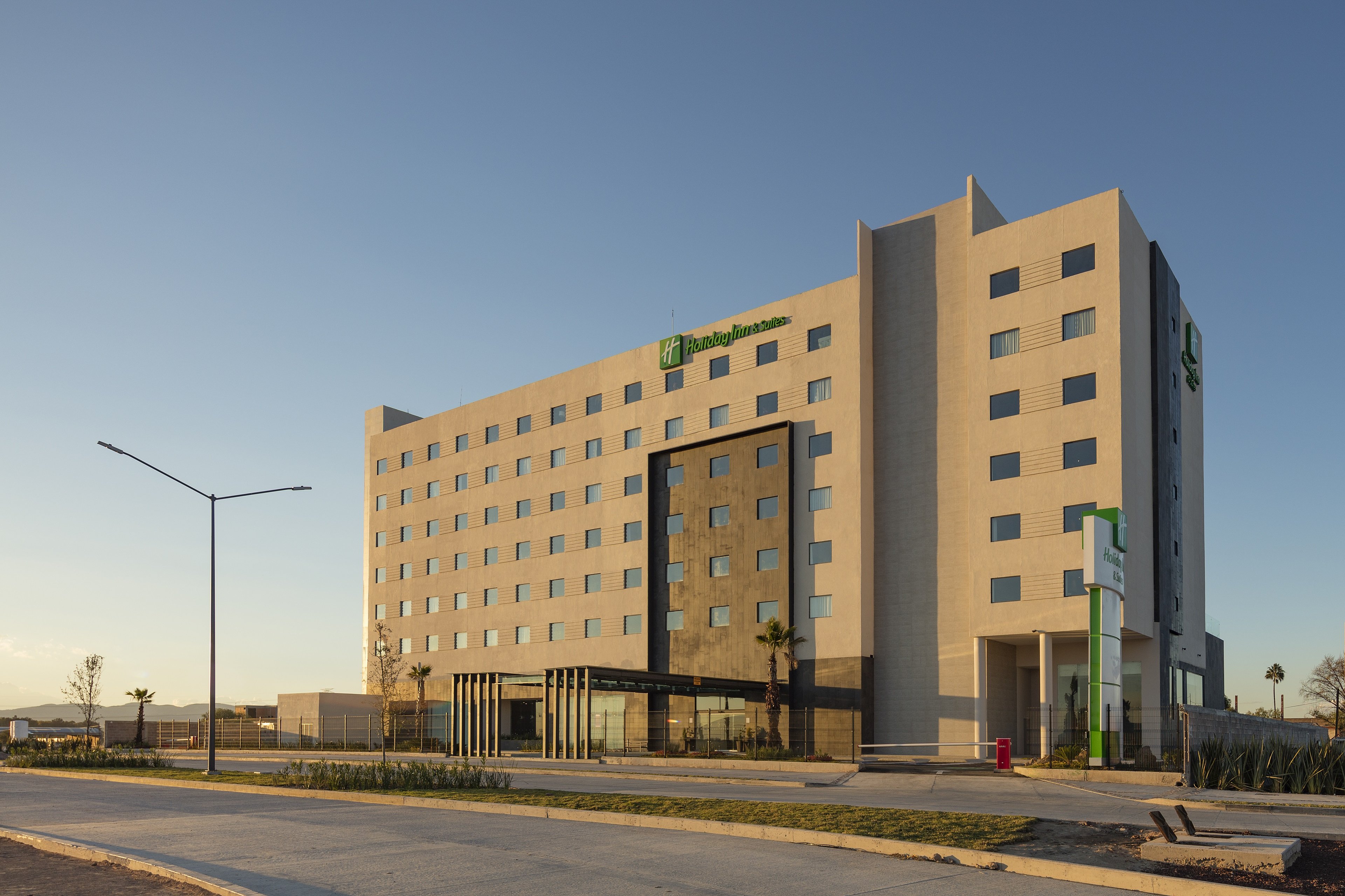 Holiday Inn Suites Aguascalientes