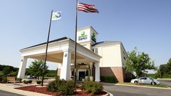  - Holiday Inn Express & Suites Delafield