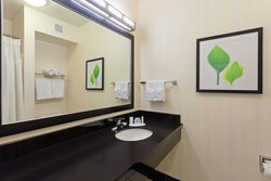  - Fairfield Inn & Suites by Marriott West Covina - I-10, Exit 37B