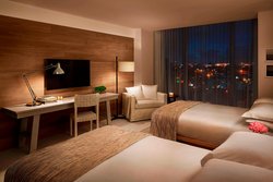  - Miami Beach EDITION Hotel
