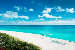  - Miami Beach EDITION Hotel