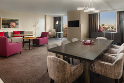  - Crowne Plaza Hotel Market Center Dallas - I-35, Exit 433B