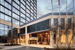  - Crowne Plaza Hotel Market Center Dallas - I-35, Exit 433B