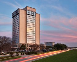  - Crowne Plaza Hotel Market Center Dallas - I-35, Exit 433B