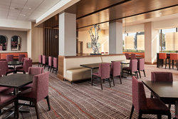  - Crowne Plaza Hotel Market Center Dallas - I-35, Exit 433B