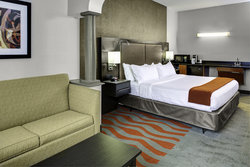  - Holiday Inn Express & Suites Pittsburgh