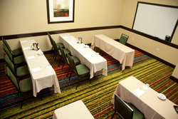  - Holiday Inn & Suites Elgin - I-90, Exit 54