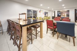  - Holiday Inn Express Vernon Hills