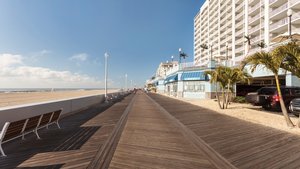 ocean boardwalk suites inn holiday