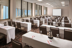  - Crowne Plaza Hotel Market Center Dallas - I-35, Exit 433B