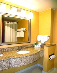  - Holiday Inn Express & Suites Williamsburg