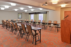  - Holiday Inn Express & Suites Airport Indianapolis - I-74 & I-465, Exit 13