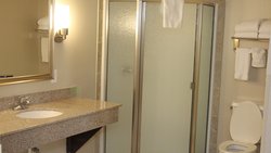  - Holiday Inn Express & Suites Airport Indianapolis - I-74 & I-465, Exit 13